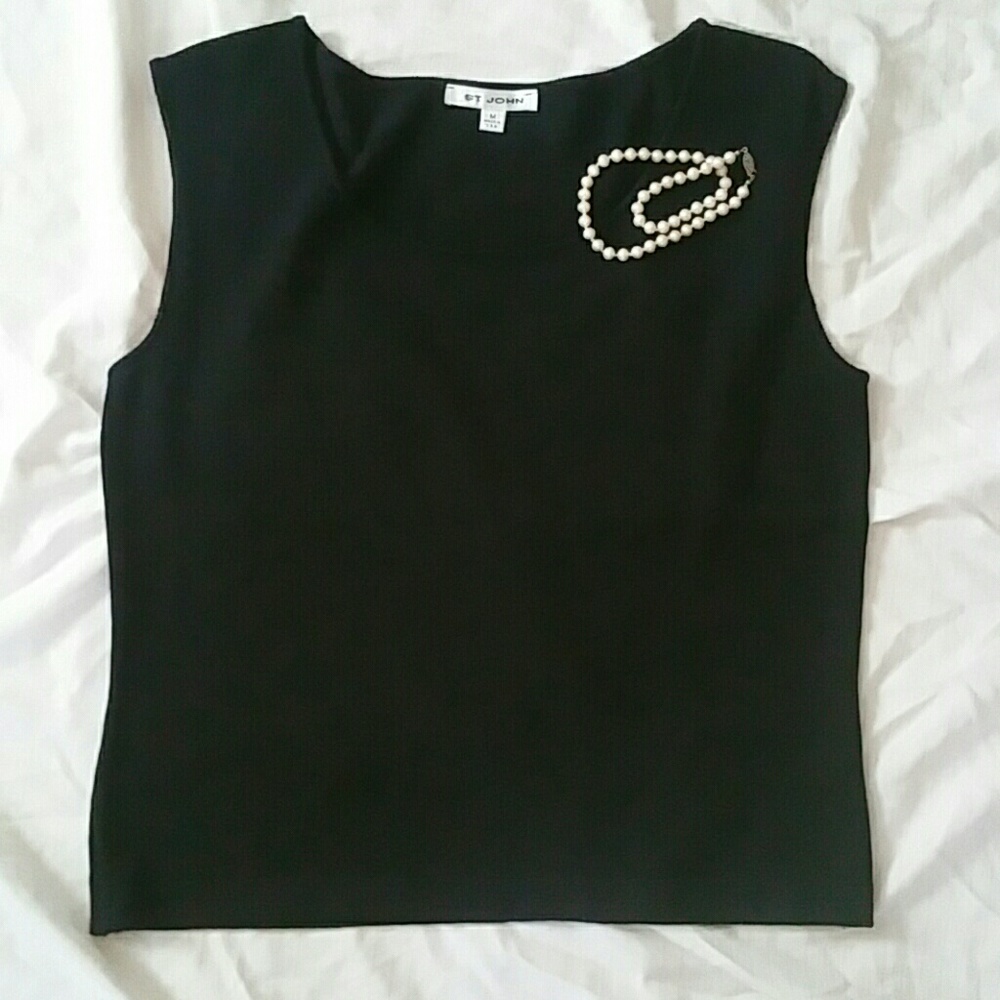 ST. JOHN Knit Top